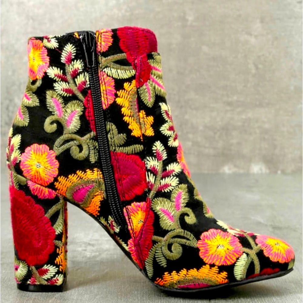 Mia boot